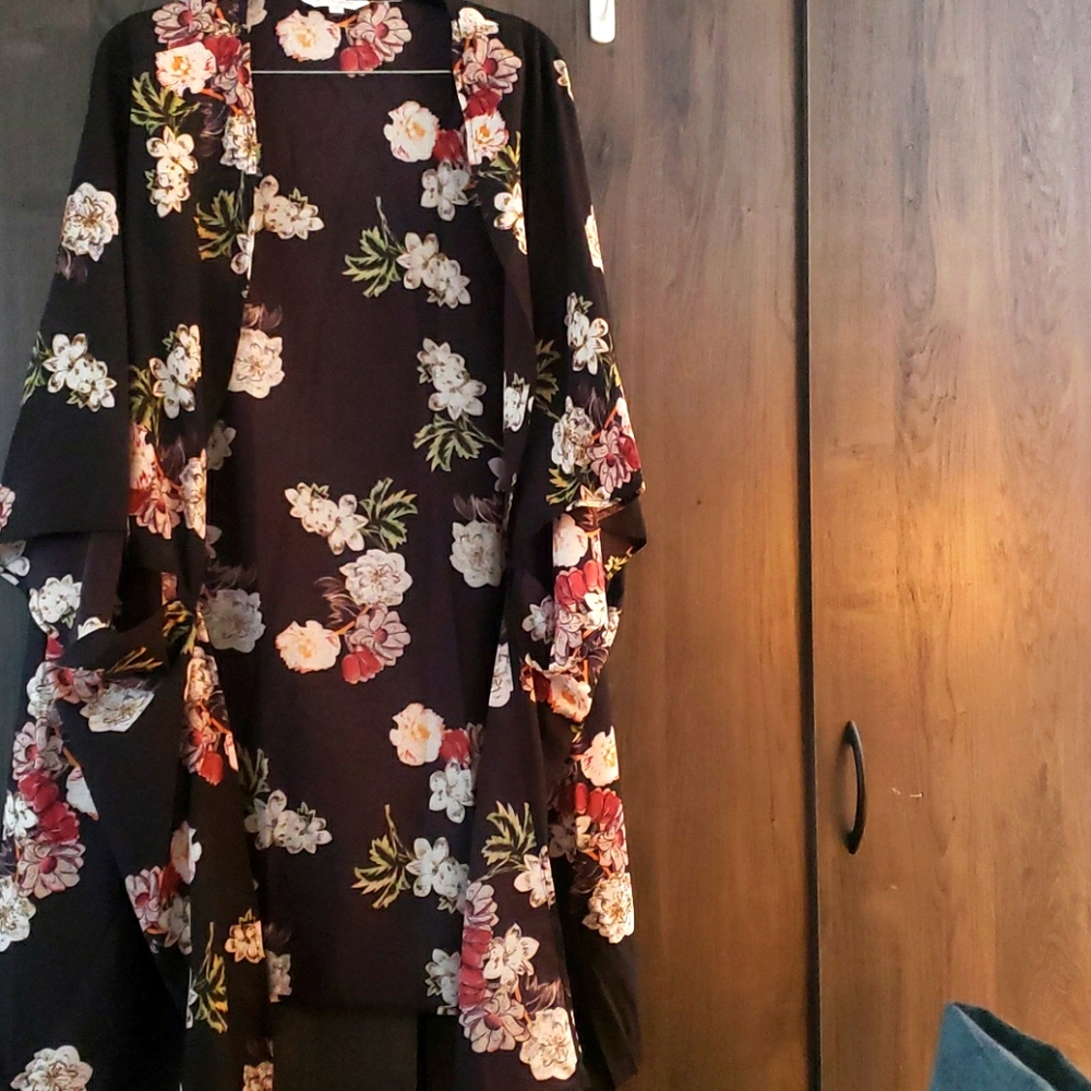 NWOT kimono